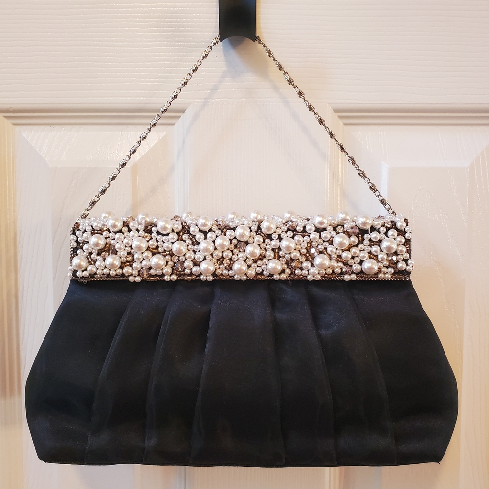 Pearl-Embellished Black Satin Clutch with Chain Strap